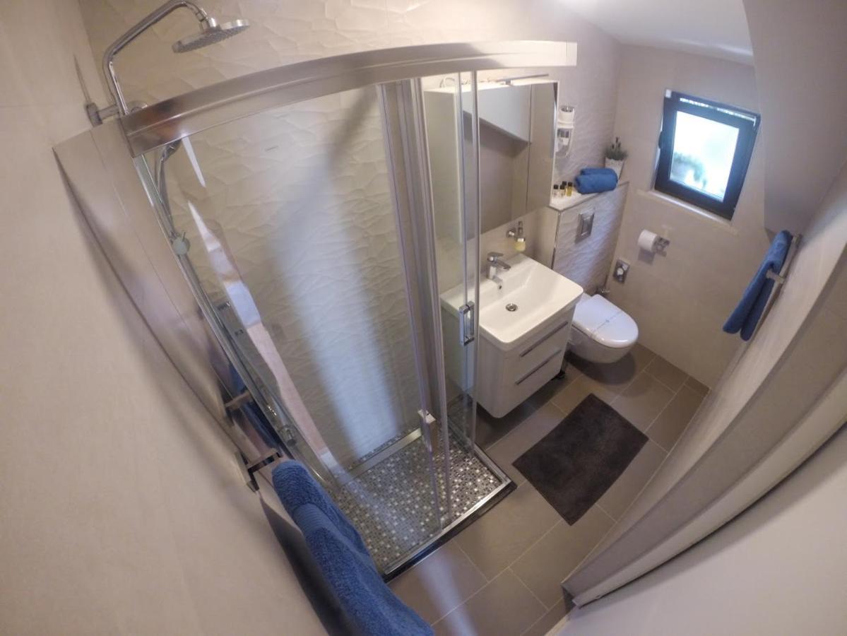 Apartment And Room Sveti Jakov Dubrovnik Luaran gambar