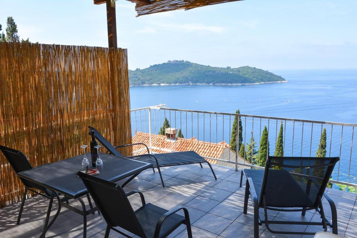 Apartment And Room Sveti Jakov Dubrovnik Luaran gambar